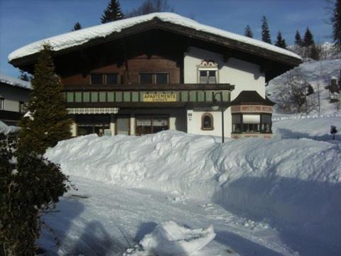 Haus Moosbrugger Gasthof Reutte